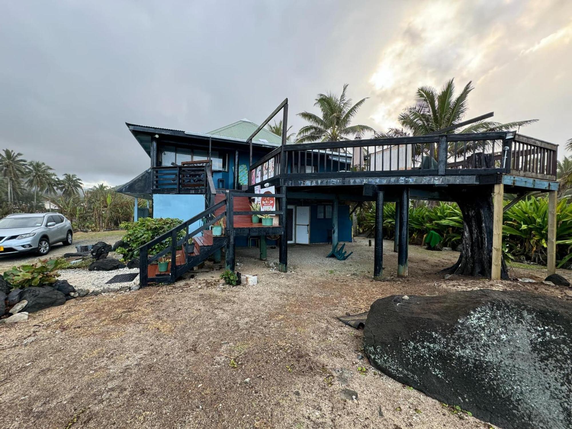 Mirimiri Spa Homestay Ngatangiia ภายนอก รูปภาพ